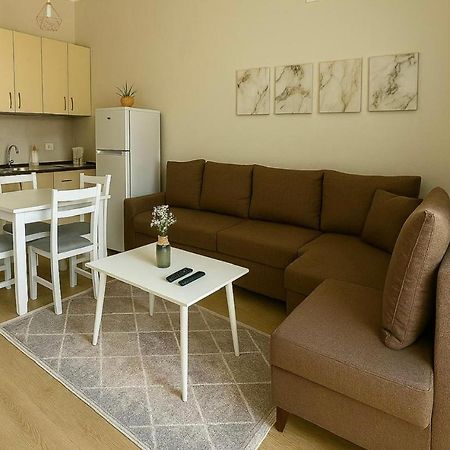Home Inn Apartaments Тирана Екстериор снимка