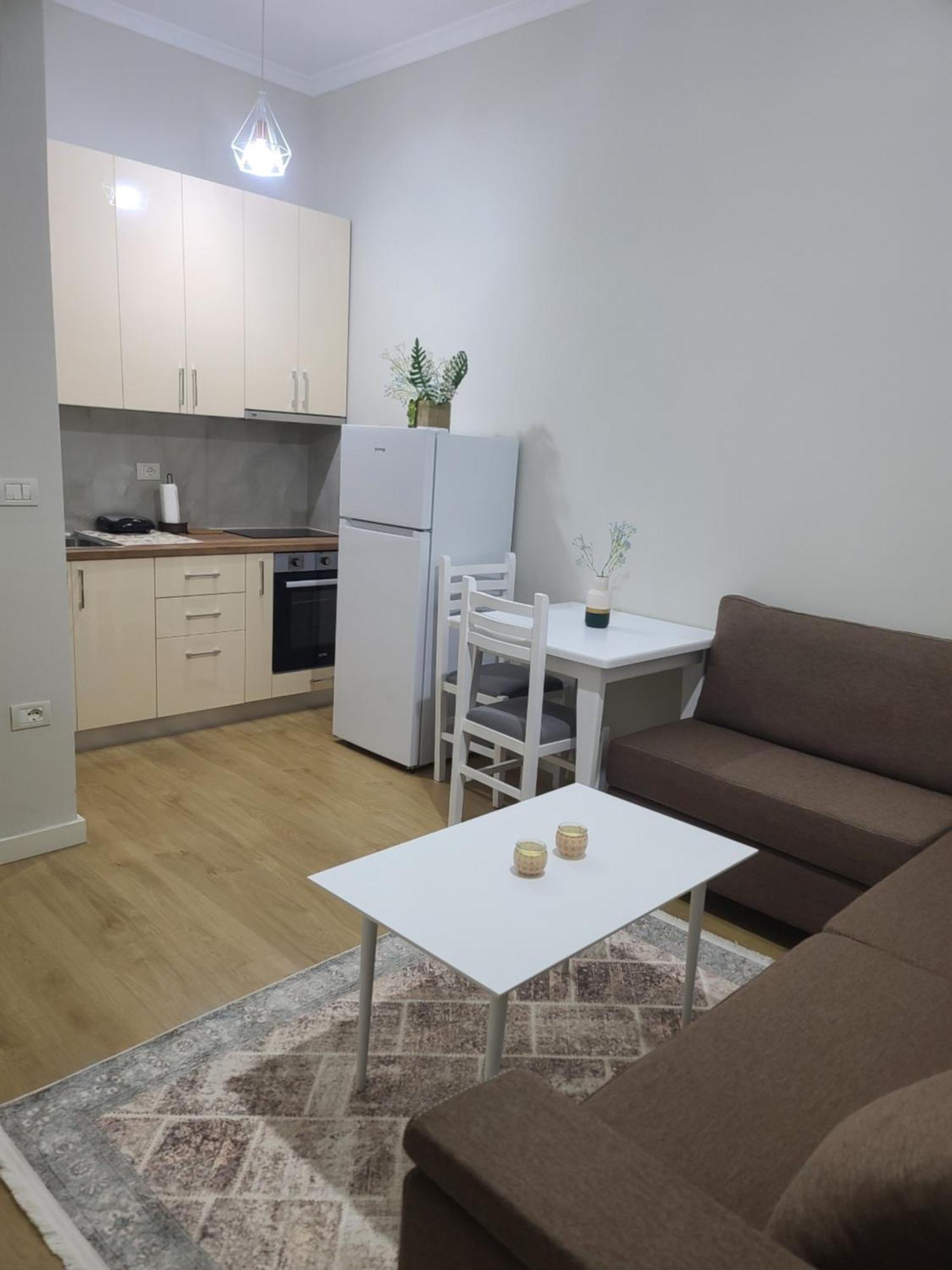 Home Inn Apartaments Тирана Екстериор снимка