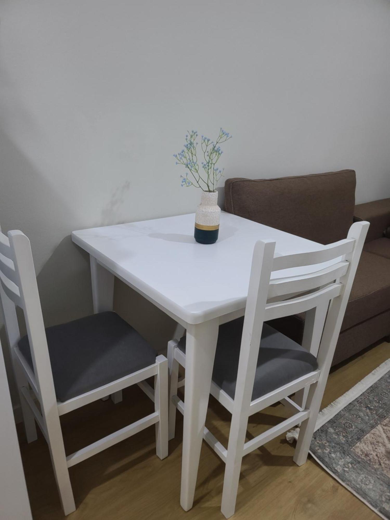 Home Inn Apartaments Тирана Екстериор снимка