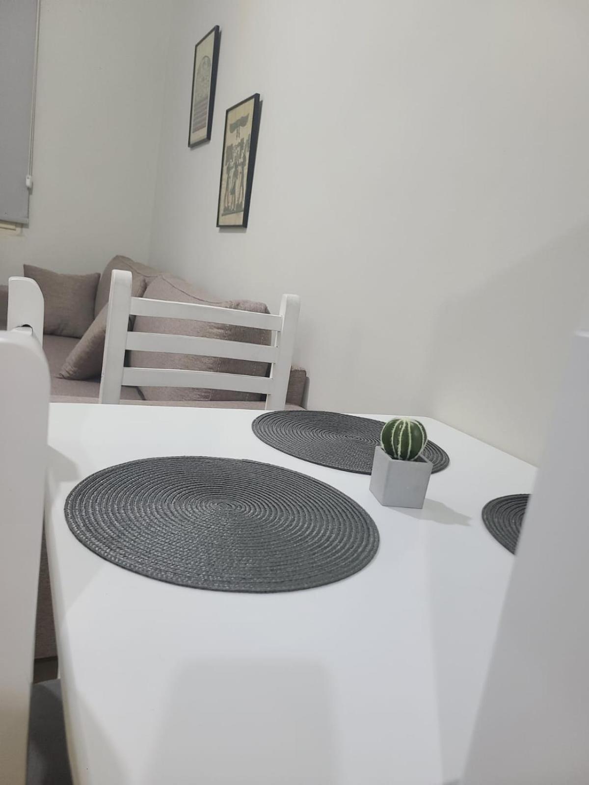 Home Inn Apartaments Тирана Екстериор снимка